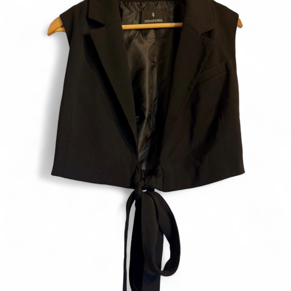 Stradivarius Elegant Black Outerwear